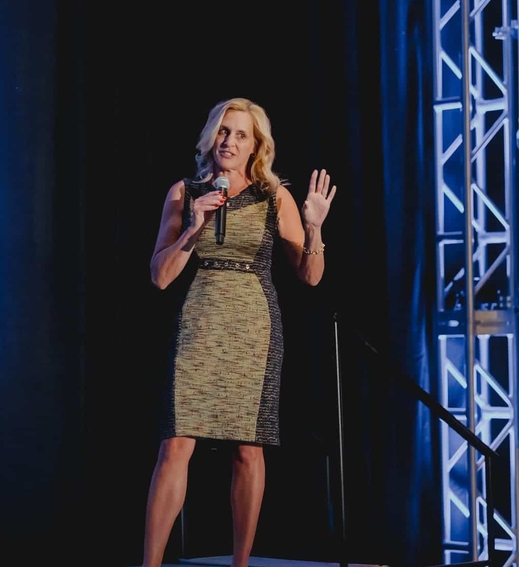 Jennifer Edwards on stage